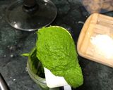 A picture of step 3 of Pesto pasta (chicken version).
