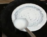 A picture of step 2 of Schezwan Uttapam.