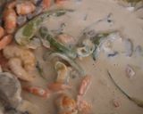 Foto del paso 6 de la receta: Salmón con camarones en crema de chipotle
