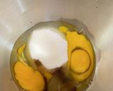صورة لخطوة 1 من وصفة كيك البرتقال الهش 🍊