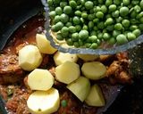 A picture of step 5 of Chicken ka salan.