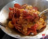 Foto langkah ke 5 dari resep Kepiting Saus Padang Ala Ummu Nadhira.