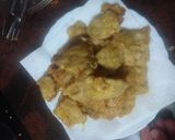 Foto del paso 3 de la receta: Bocados de merluza rebozada a la portuguesa