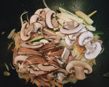 Foto del paso 3 de la receta: Spaghettinis con verduras y salsa oriental