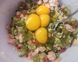 Foto del paso 2 de la receta: Tortilla de pencas de acelga y jamón