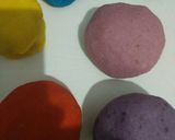 A picture of step 4 of Rainbow magic steam modak.