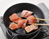 A picture of step 4 of Salmon Teriyaki.