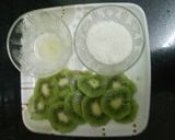 A picture of step 1 of Kiwi virgin mocktail.