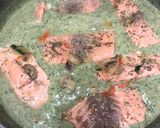 Foto del paso 5 de la receta: 120. Lomos de salmón con salsa de menta y champiñones (principal pescado)