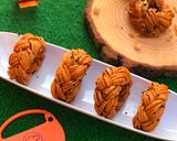 A picture of step 10 of Braided Dublan.
