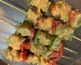 صورة لخطوة 3 من وصفة شيش طاوق على رز متبل