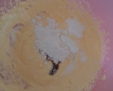 Foto del paso 3 de la receta: Cupcakes de Vainilla Súper ESPONJOSOS 🥰