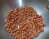 शेंगदाण्याचे लाडू (Shengdanyache Ladoo Recipe In Marathi) रेसिपी स्टेप 1 फोटो 