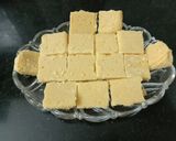 நெய் மைசூர்பாகு. (Nei mysore pak recipe in tamil) ரெசிபி ஸ்டேப் 7 புகைப்படம்