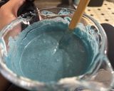 A picture of step 6 of Cake Pops with Cake Mix & Sour Cream.