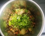 कच्च्या टोमॅटो ची चटणी (kachhya tomatochi chatani recipe in marathi) रेसिपी स्टेप 2 फोटो 