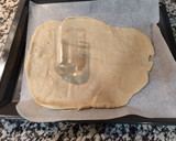 Foto del paso 15 de la receta: Empanada de pisto 😋😋😜