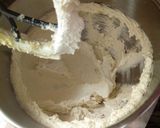 A picture of step 2 of Vanilla Muffins.