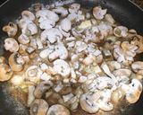 A picture of step 5 of P-lo's Salisbury Steak and Gravy.