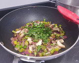 Foto del paso 3 de la receta: Pasta con salsa vegetariana al roquefort