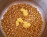Foto langkah ke 2 dari resep PopCorn Caramel XXI.