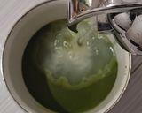 Foto langkah ke 2 dari resep Hunkwe Matcha Glass Dessert.