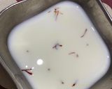 A picture of step 1 of Amritsari phirni.