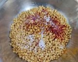 A picture of step 5 of Namkeen Chana dal.