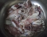 Foto del paso 1 de la receta: Guiso de papas con calamares