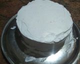 A picture of step 9 of Anti-Gravity Cake (cotton sponge cake).