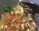 Foto langkah ke 4 dari resep Sambel Bawang Cumi Asin.