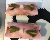 Une image de l'étape 10 de Tartines croquantes au jambon blanc,oignons nouveaux et sauce poivrons.