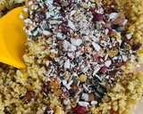 Foto del paso 2 de la receta: Ensalada de quinoa con arándanos, almendras y cúrcuma