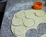 صورة لخطوة 3 من وصفة عجينة ميني بيتزا🍕