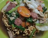 Foto langkah ke 3 dari resep "tamiie capcay goreng".