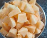 A picture of step 2 of Muskmelon Curry.