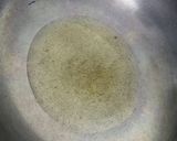 A picture of step 2 of Chicken Qorma.