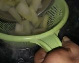 A picture of step 2 of Frozen (stored papaya chutney).