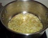 Foto del paso 2 de la receta Crema de alcachofas y calabacín con nata