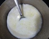 A picture of step 1 of Dragonfruit kheer.