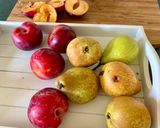 A picture of step 1 of Spices Plum and pear crumble 🍐🍑.