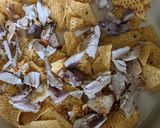 A picture of step 5 of Summer party Chicken and bacon nachos.