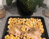 Foto del paso 1 de la receta: Pata muslo 🍗 con papa 🥔 y batata 🍠