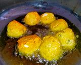 A picture of step 1 of Buttery Cabbage Kofta Curry.