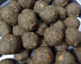 A picture of step 5 of Gond ke Laddu (Edible Gum Ladoo).