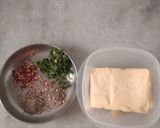 A picture of step 1 of Jugadu Chavana Sandwich.
