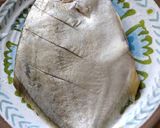 A picture of step 1 of Pompano in Salted Black Bean.
