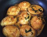 A picture of step 2 of Spicy Egg  Curry.