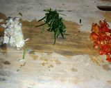 Foto langkah ke 1 dari resep Mie Pedas Gurih.