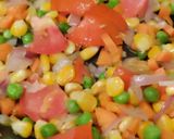 A picture of step 4 of Macaroni with Green Olives.